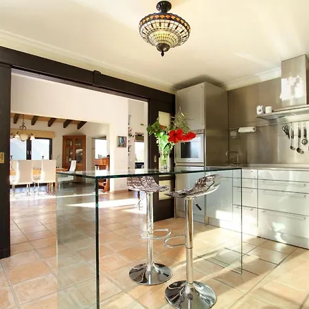 Llop- Wunderschoene Moderne Mit Sauna By Interhome