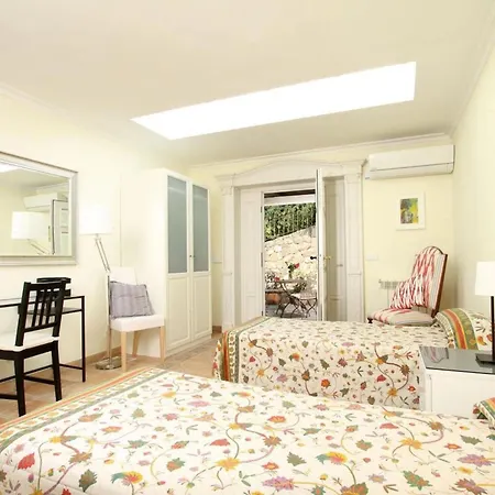 Llop- Wunderschoene Moderne Mit Sauna By Interhome Ferienhaus